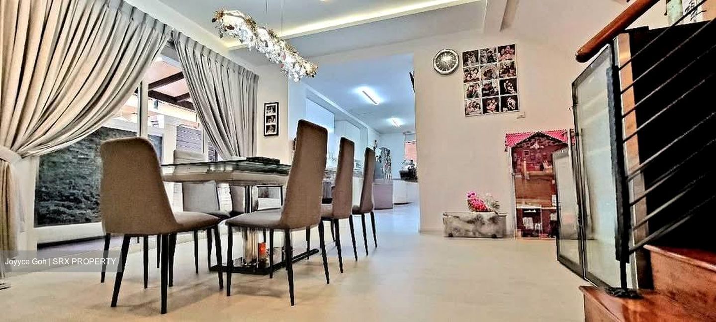Park Villas (D19), Terrace #609109251